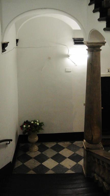 Palazzo Zecchino B&B Генуа Екстериор снимка