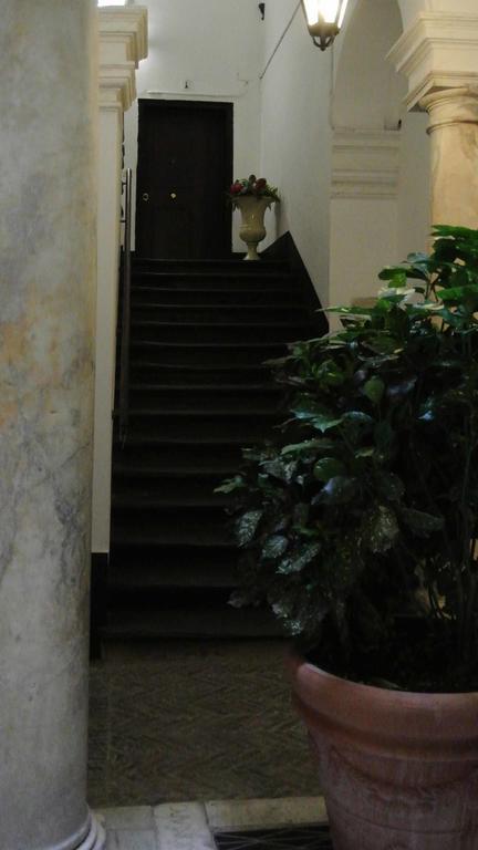 Palazzo Zecchino B&B Генуа Екстериор снимка